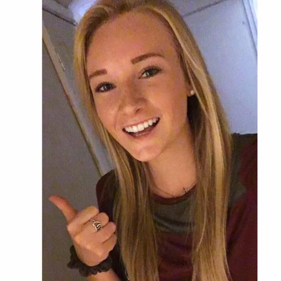 Meet your Posher, Kara