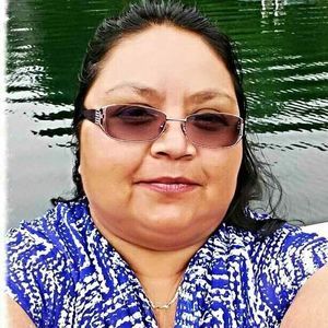 Meet your Posher, Winona