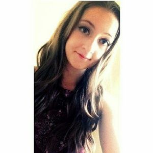 Meet your Posher, Savannah