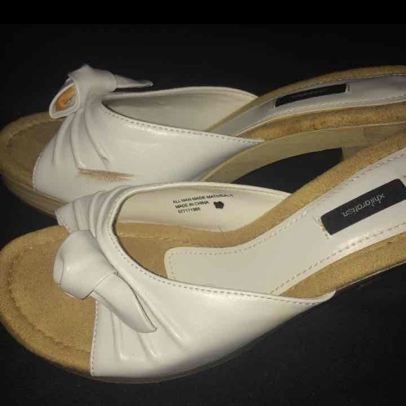 Heels - Picture 2 of 2