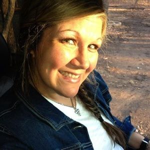 Meet your Posher, Stacie