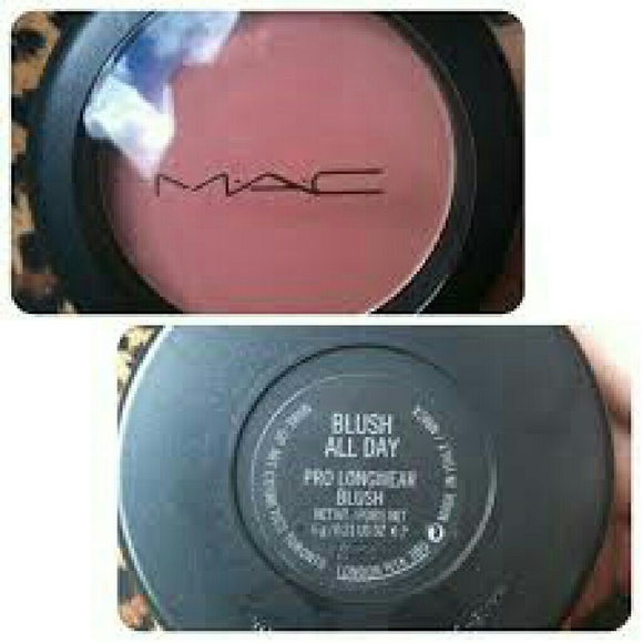 MAC Blush "Blush All Day"