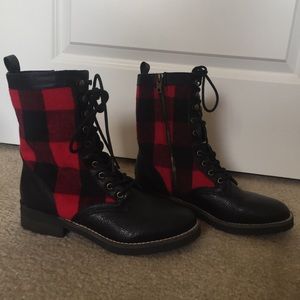 Madden Girl plaid boots size 9