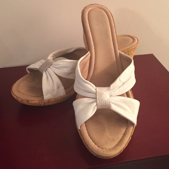 💅 Just Reduced 💅 Gently worn slip on sandals.