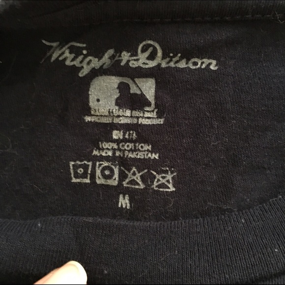 Two Boston Red Sox T-shirt Bundle Clover Shamrock - Picture 2 of 5