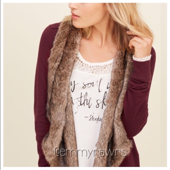 Last 1• 🆕 CHARLENE Sherpa Lined Burgundy Cardigan - Picture 2 of 2