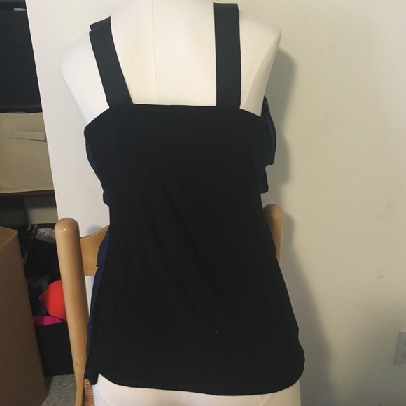 Navy blue ruffled top - Picture 4 of 4