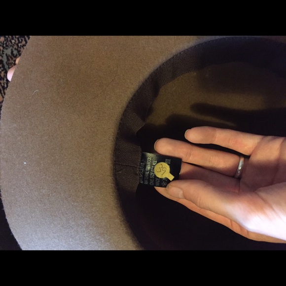 Sun hat - Picture 3 of 3