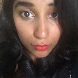 Meet your Posher, Nadia