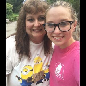 Meet your Posher, Tina