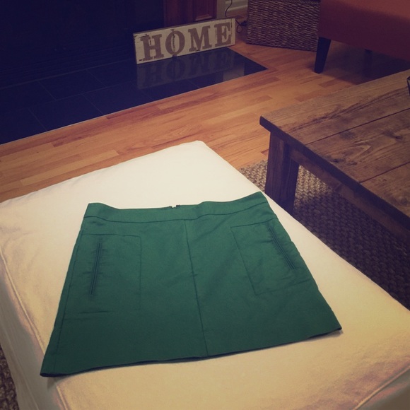 Cute Green skirt by the Gap BUNDLE PRICE $5