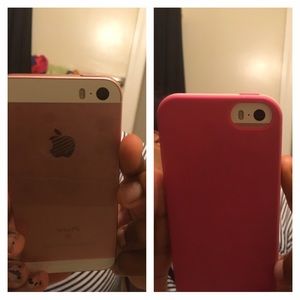 iPhone SE rose gold