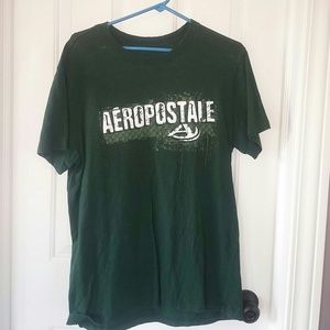 Green Aero tee.