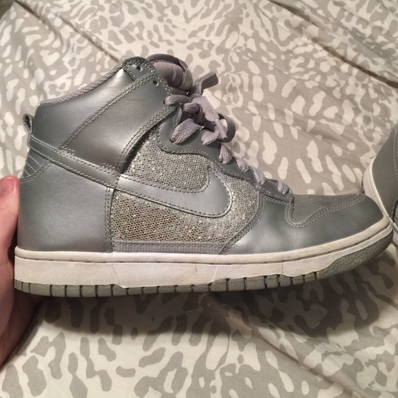 7.5 Nike - Picture 3 of 4