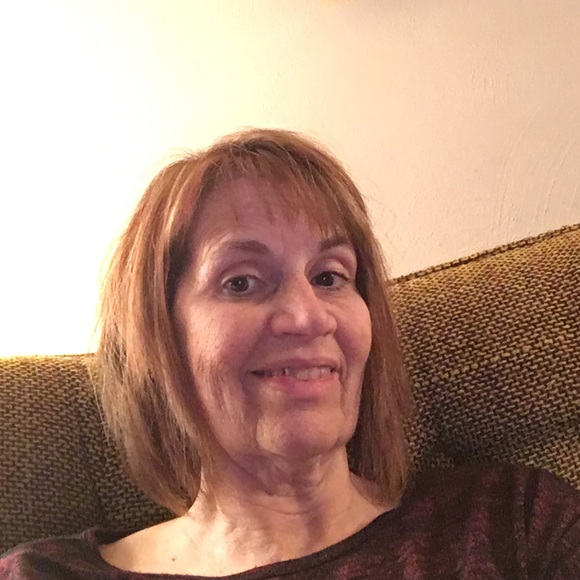 Meet your Posher, Shauna - Picture 2 of 2