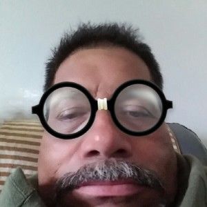 Meet your Posher, Lawrence