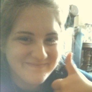 Meet your Posher, Anika