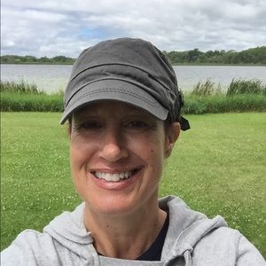 Meet your Posher, Bobbi