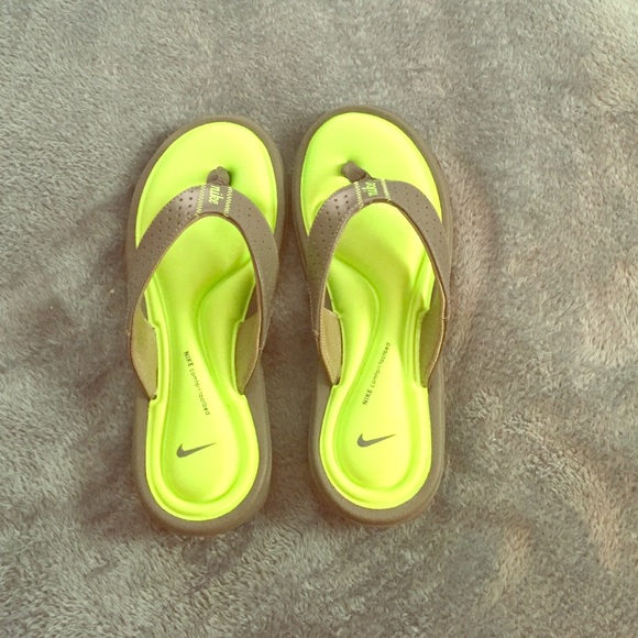 Brand New Nike Flip flops