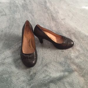 Brand new heels