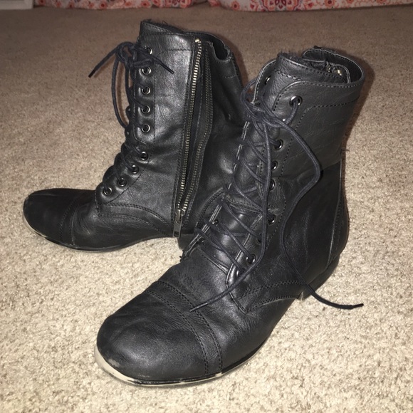 Steve Madden Black Combat Boots - Picture 1 of 1