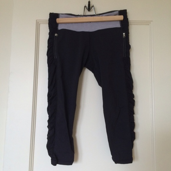 Lululemon crops