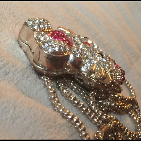 Hello Kitty Necklace - Picture 4 of 4