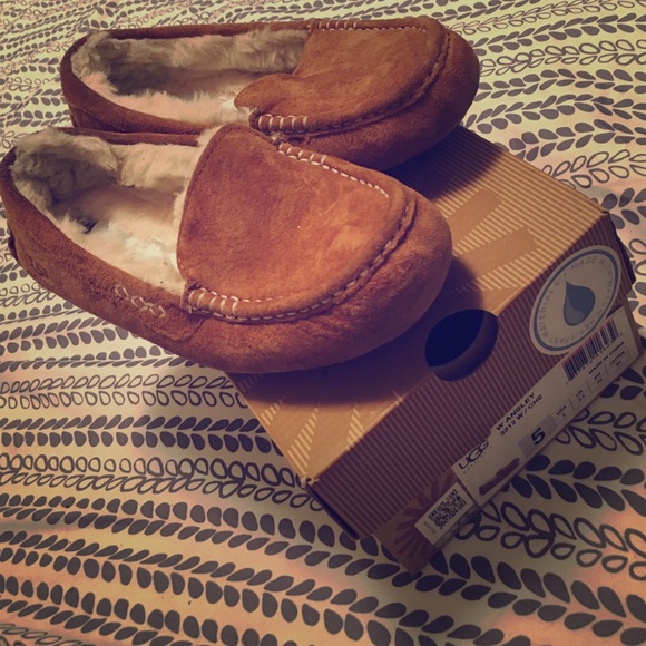 ugg moccasins journeys ugg moccasins journeys