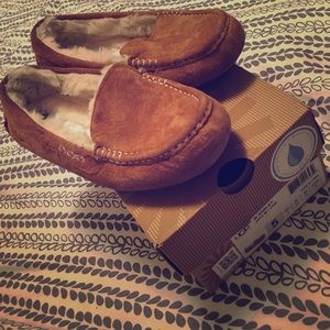 Chestnut Ansley UGG moccasins