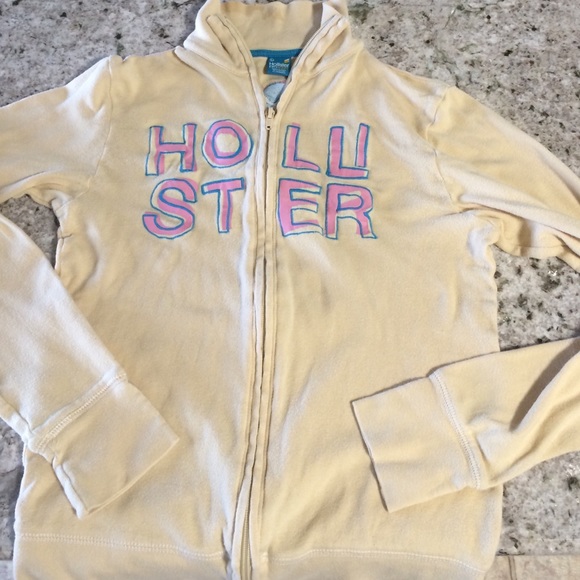 Hollister zip down Large