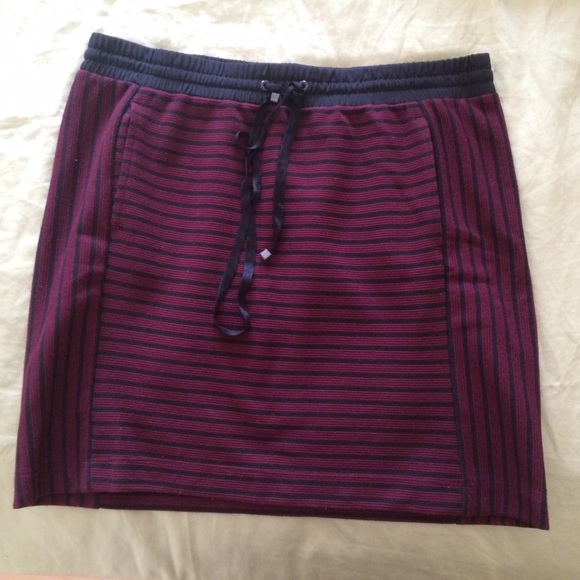 Moving sale! Loft skirt, burgundy and black.