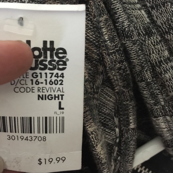 Body suit  price never firm make offer - Picture 3 of 3