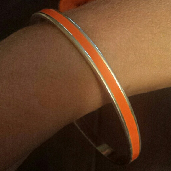 3 orange bracelets - Picture 2 of 4