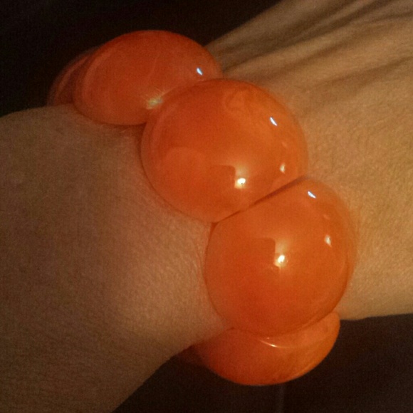 3 orange bracelets - Picture 3 of 4