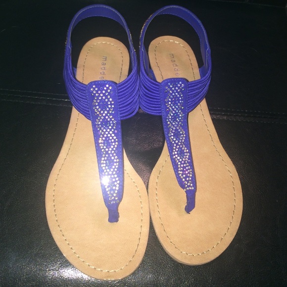 Madden girl royal blue sandals