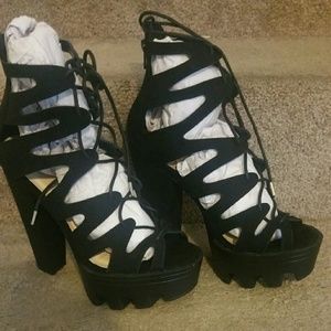 Lace up Heel