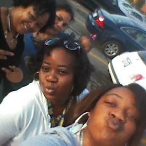 Meet your Posher, Latoya