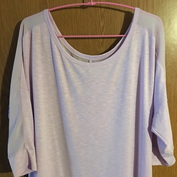 Light lavender/pinkish top