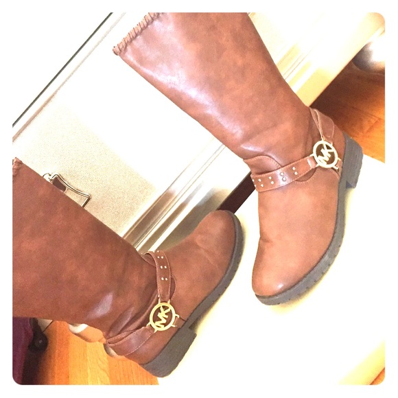 Michael kors boots NEW