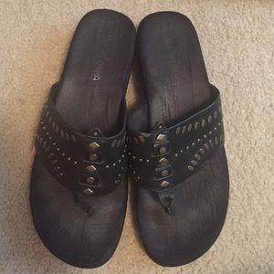 Size 8 sandals