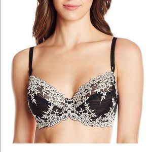 Wacoal embrace black lace bra. Barely worn!
