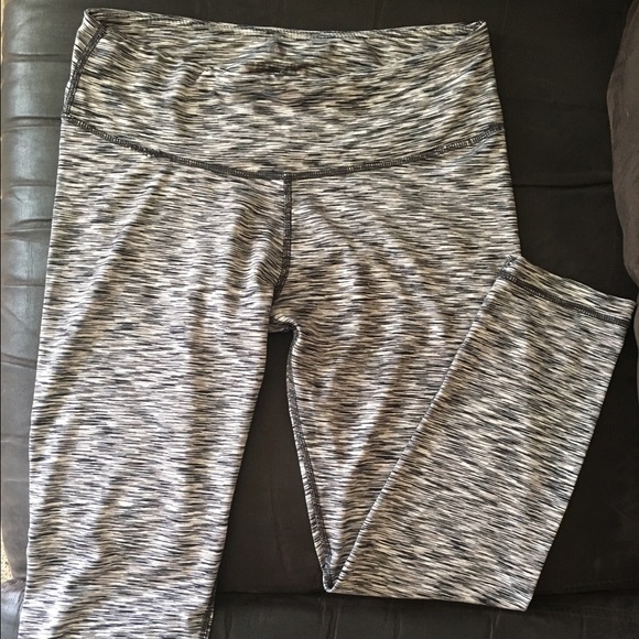 90 Degrees by Reflex workout leggings