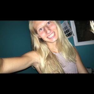 Meet your Posher, Camryn