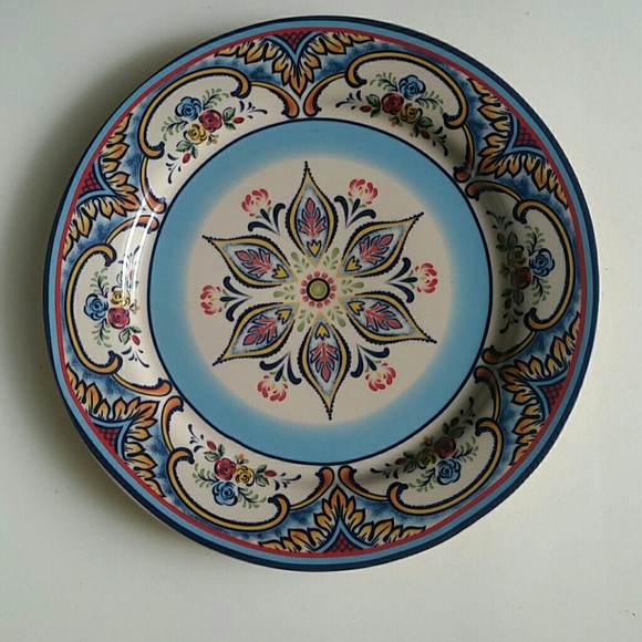 Euro Ceramics Dinner Plates Set of 4