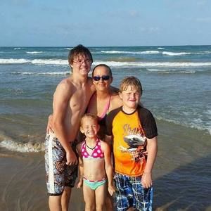 Meet your Posher, Stacy