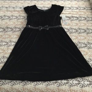 Black dress for girl size 10/12