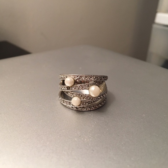 Pearl Ring