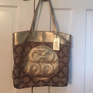 Coach tote
