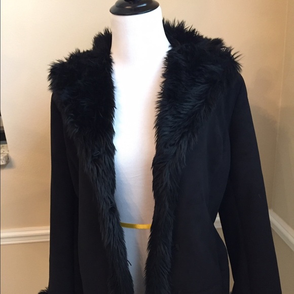 Very nice winter coat - Picture 2 of 4