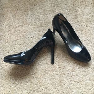 Mossimo black heels